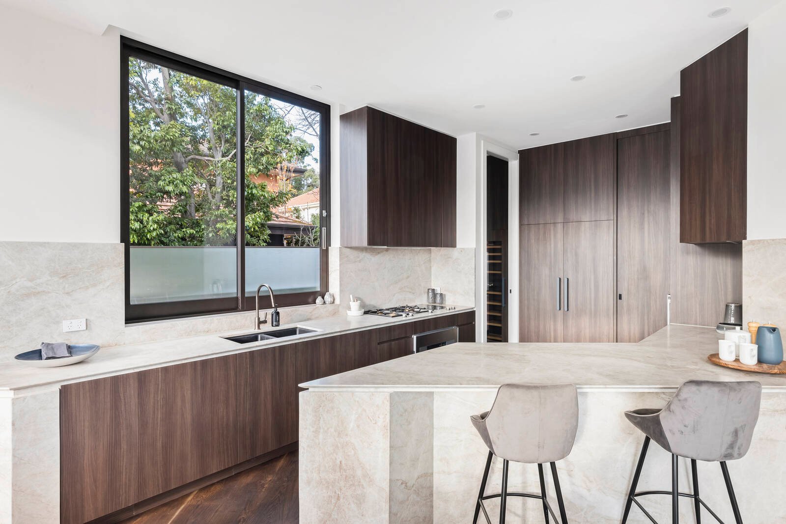 Real Estate and Property in APT 3/700 Orrong Road, Toorak, VIC