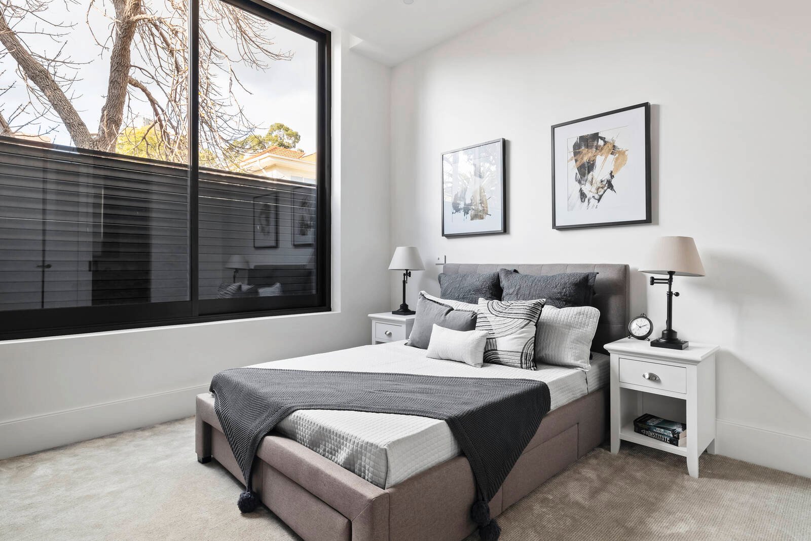 Real Estate and Property in APT 3/700 Orrong Road, Toorak, VIC