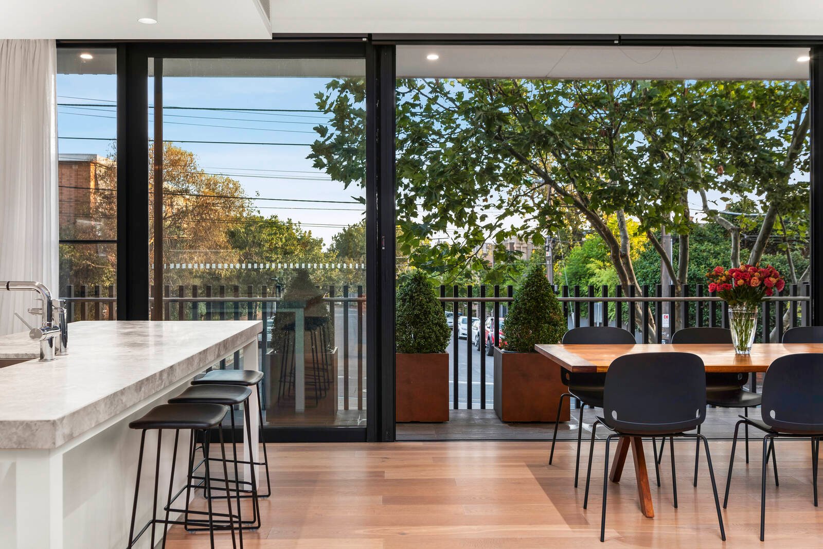 Real Estate and Property in APT 4/1 Irving Road, Toorak, VIC