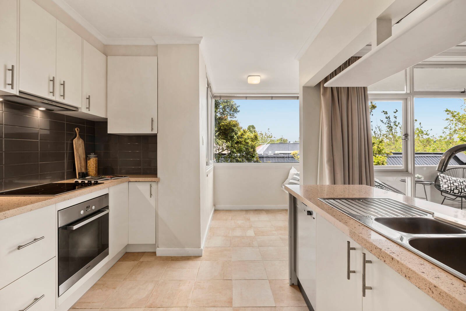 Real Estate and Property in APT 4.4/9 Struan Street, Toorak, VIC