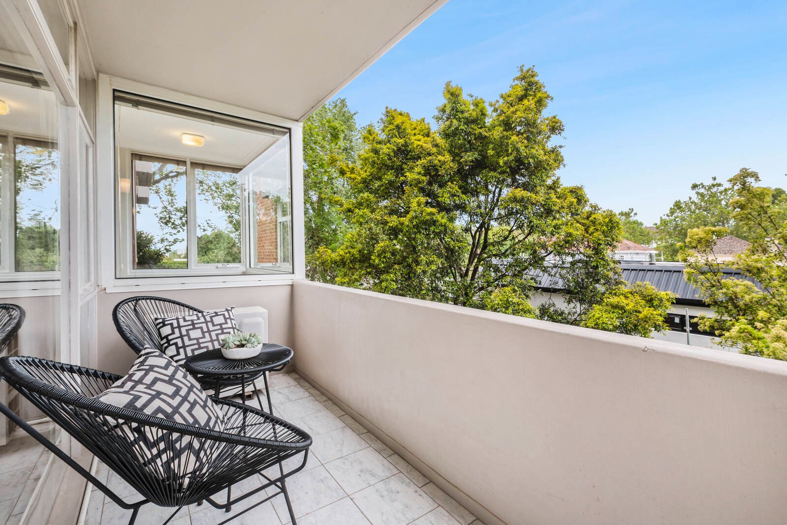 Real Estate and Property in APT 4.4/9 Struan Street, Toorak, VIC