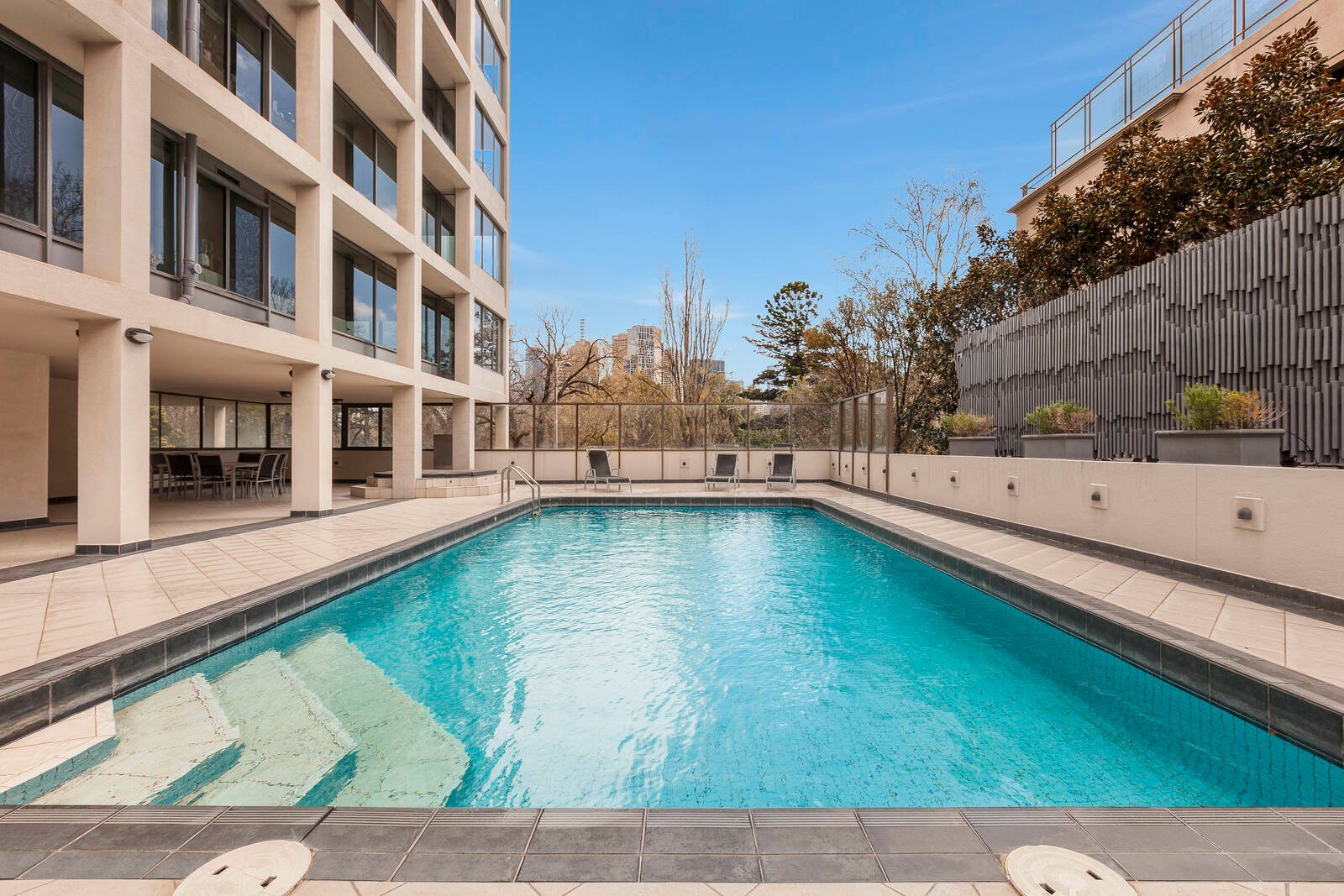 Real Estate and Property in APT 4/58 Clarendon Street, East Melbourne, VIC