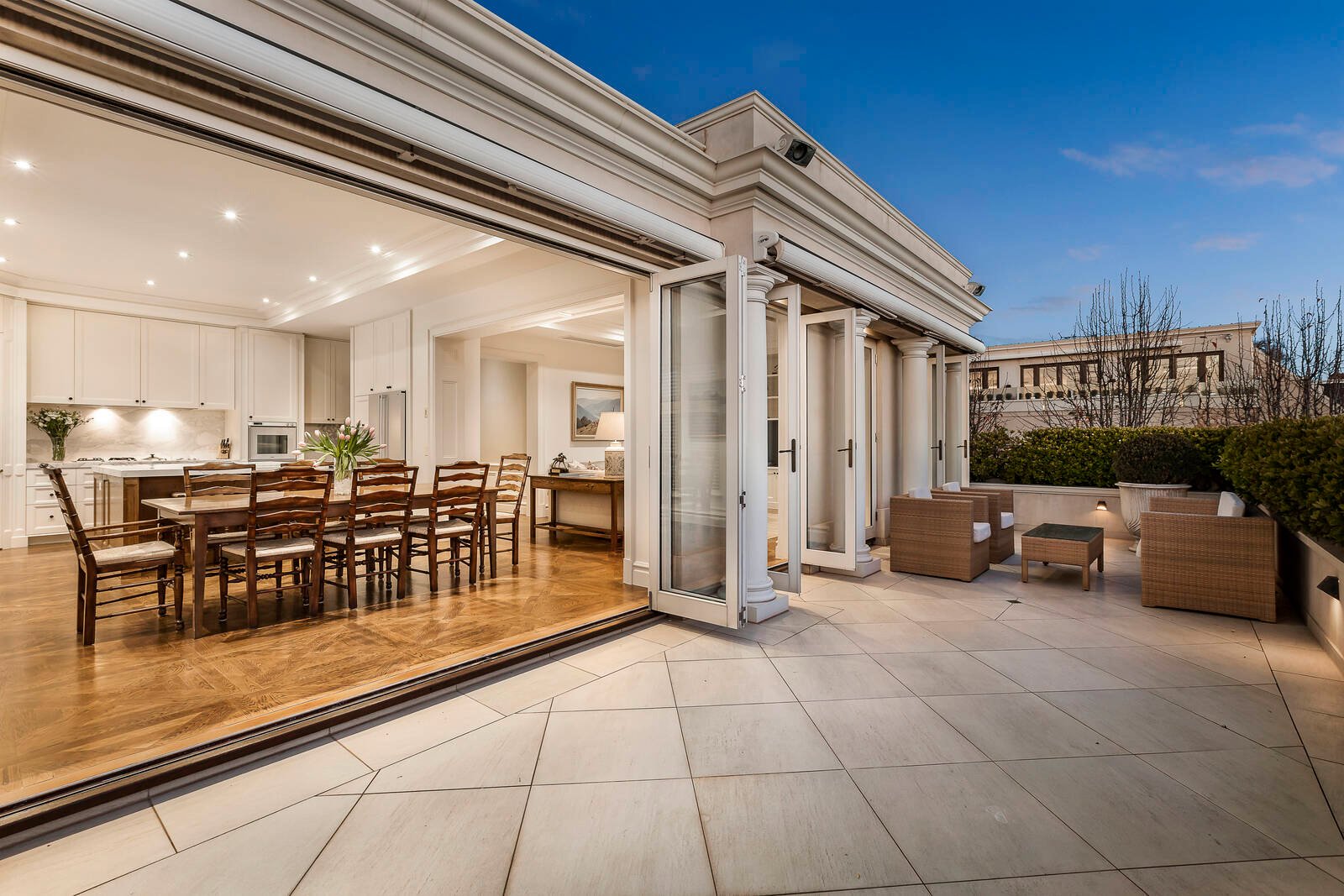 Real Estate and Property in APT 5/37 Wallace Avenue, Toorak, VIC