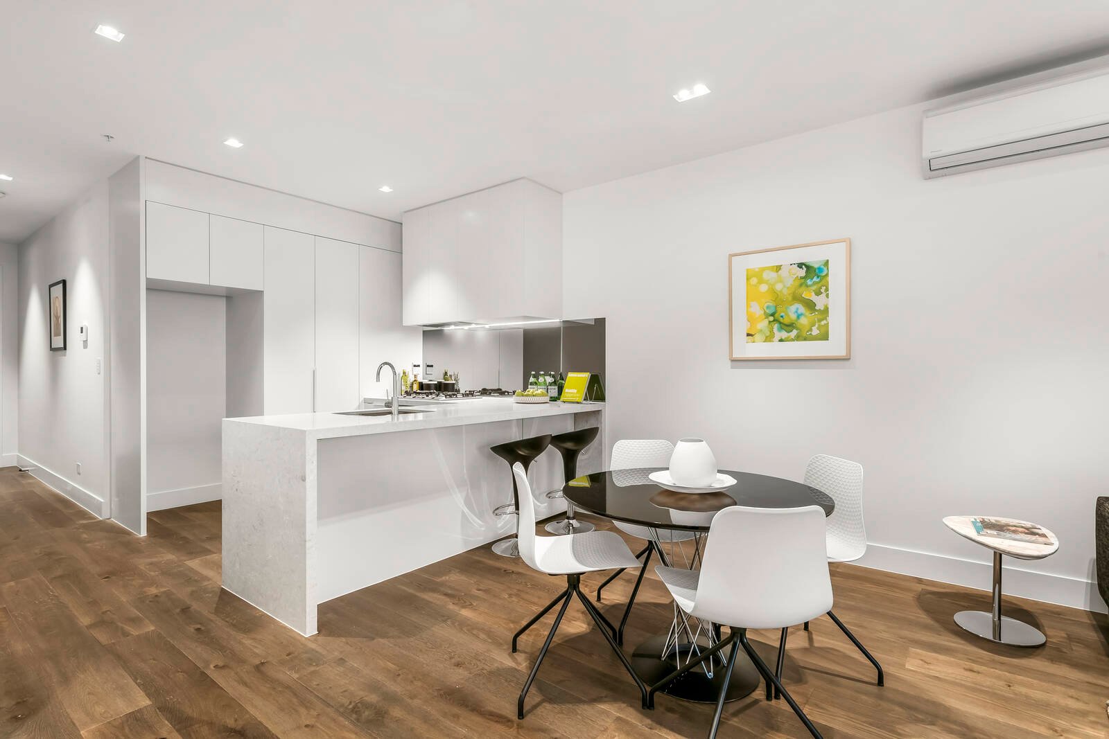 Real Estate and Property in APT 5/43 Wilson Street, South Yarra, VIC