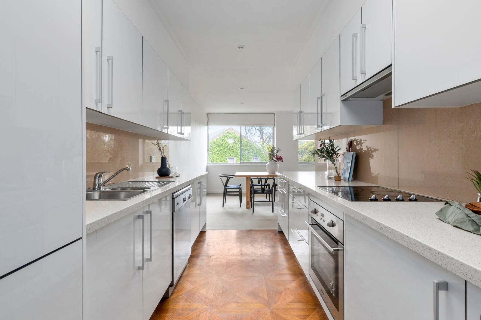 Real Estate and Property in APT 8/33 Albany Road, Toorak, VIC