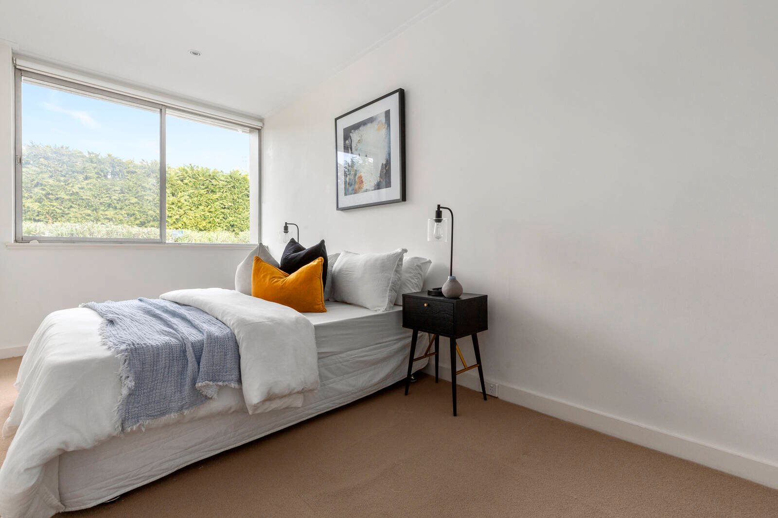 Real Estate and Property in APT 8/33 Albany Road, Toorak, VIC
