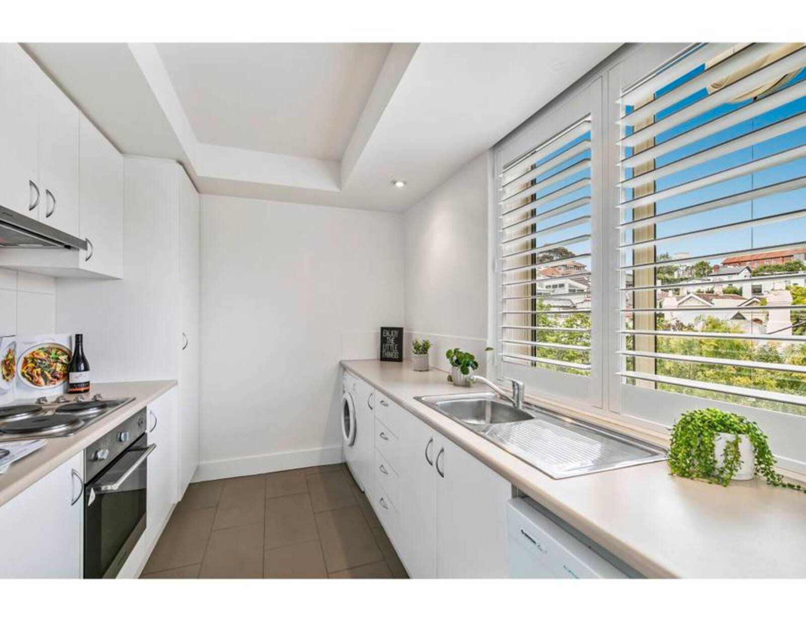 Real Estate and Property in APT 9/7 Clowes Street, South Yarra, VIC