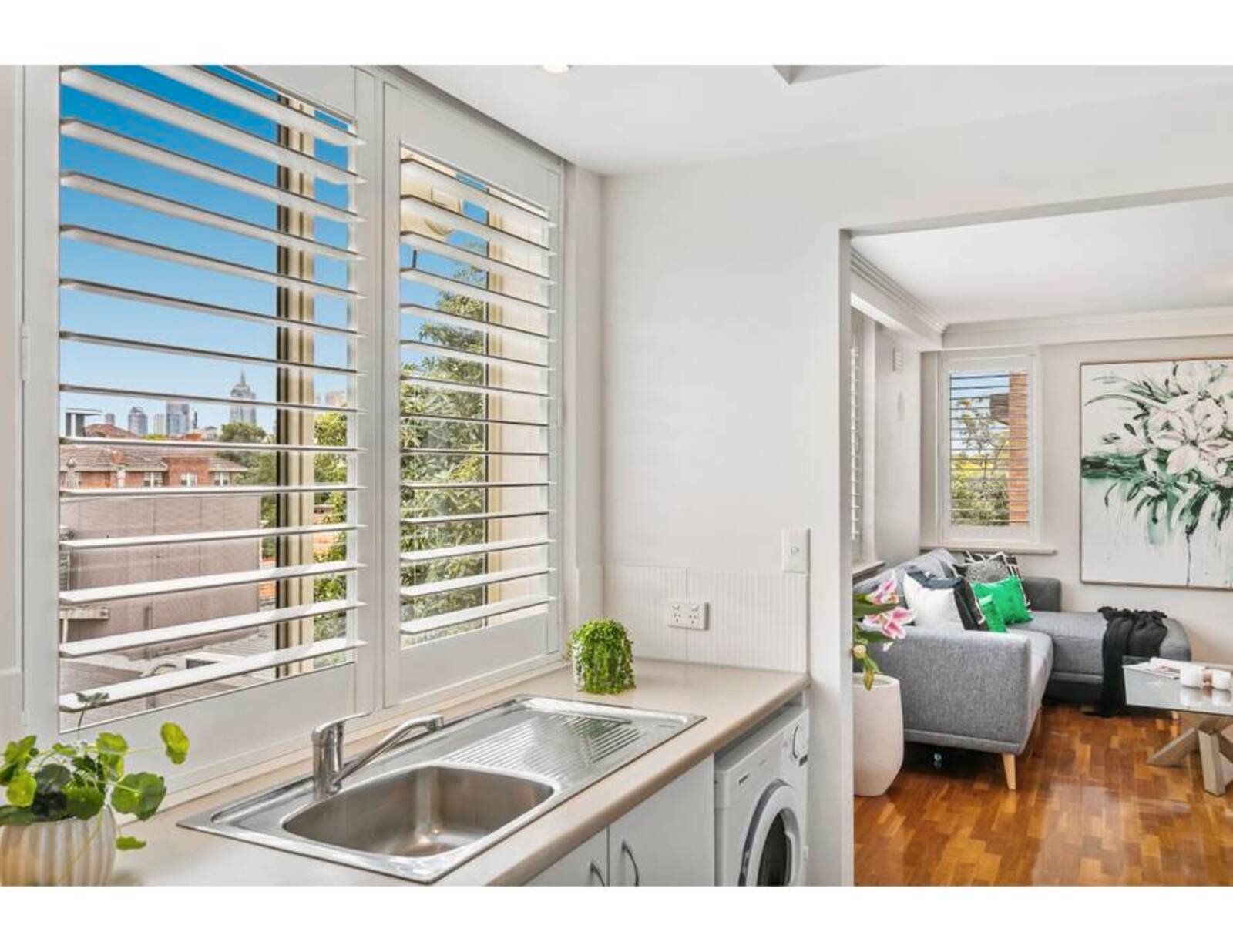 Real Estate and Property in APT 9/7 Clowes Street, South Yarra, VIC