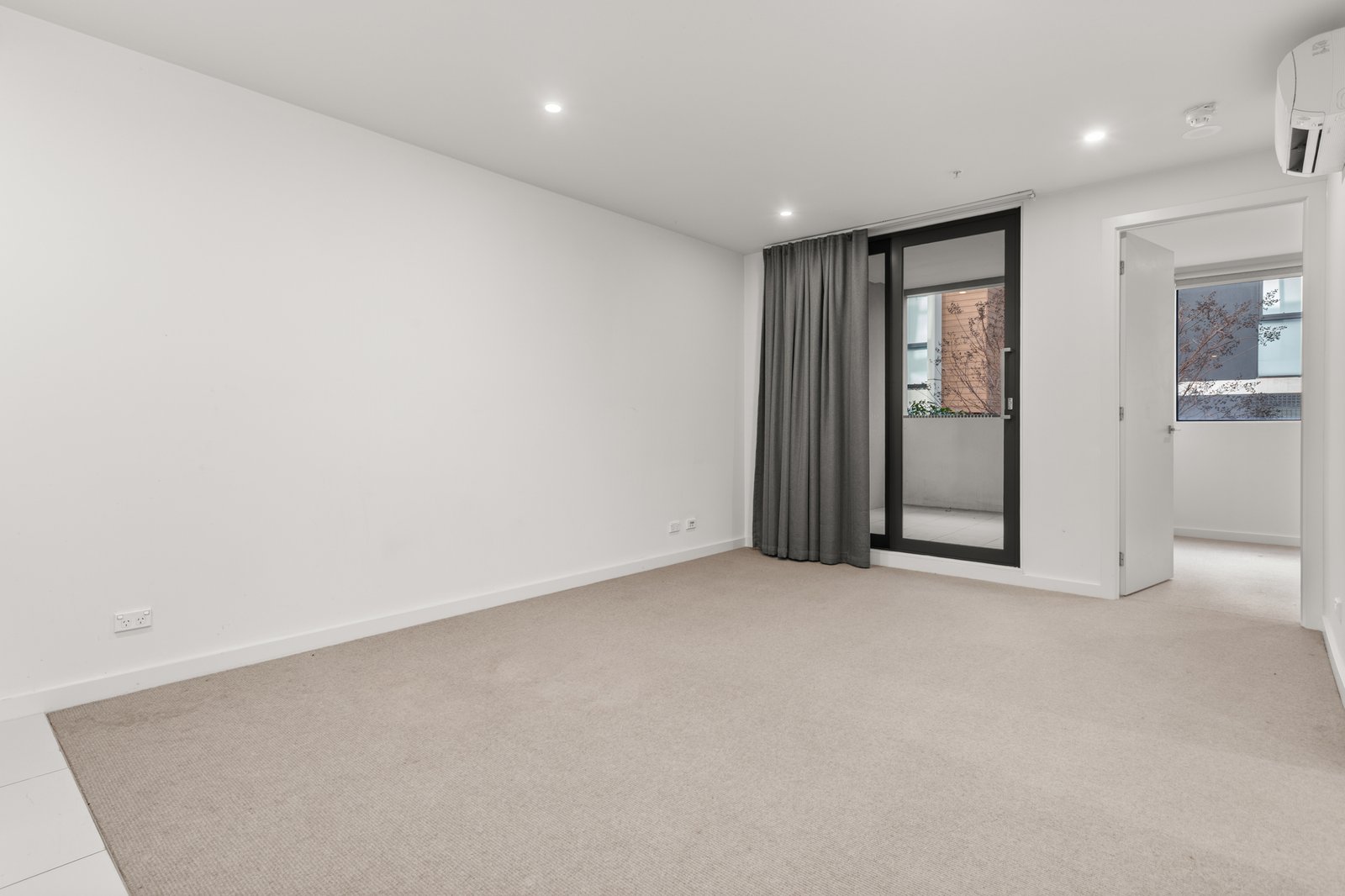 Gallery: B103A/399 Burwood Highway
