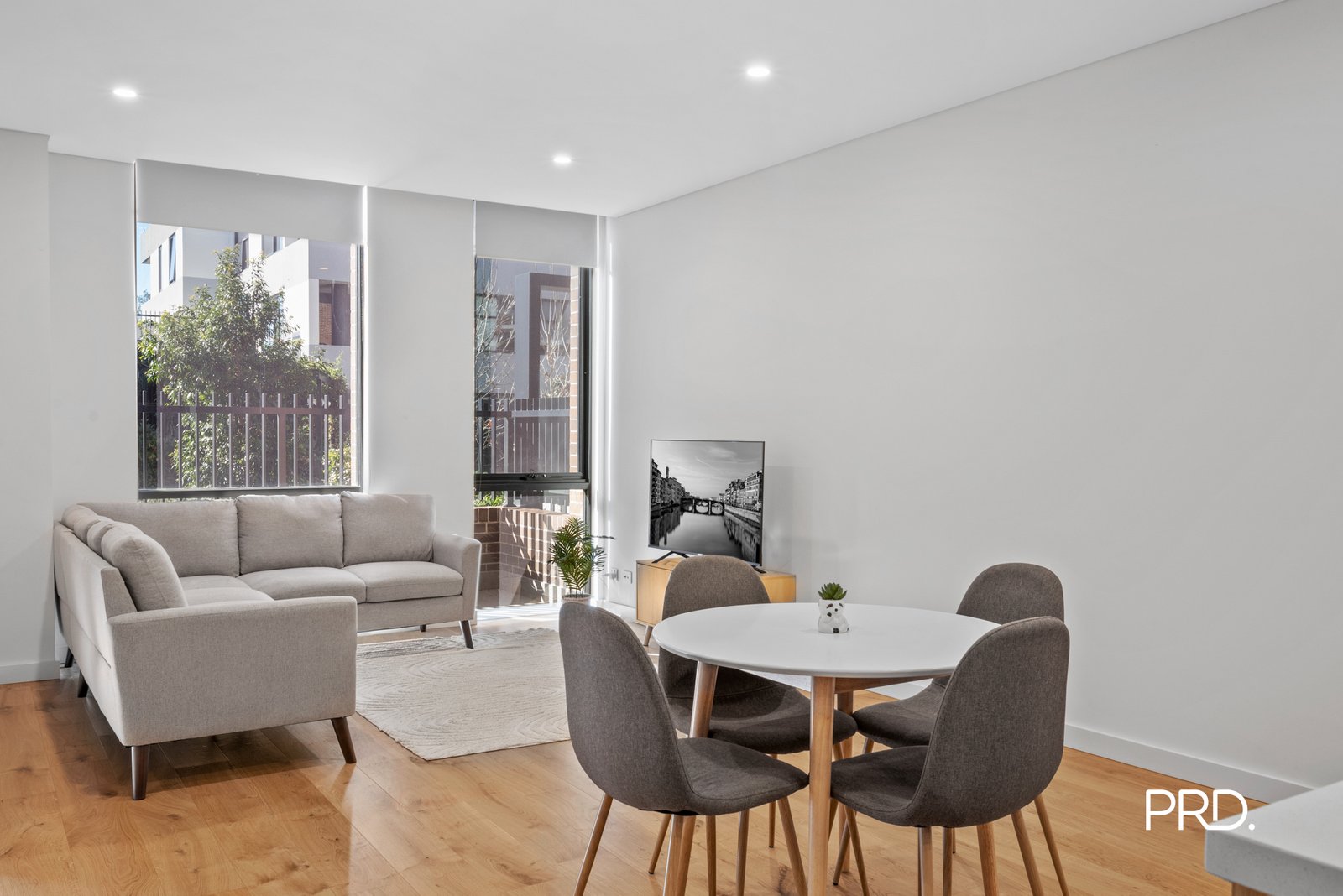 B12/10 Ransley Street PENRITH 6