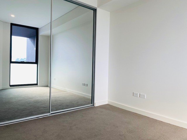 B202/27 Gertrude Street WOLLI CREEK 4
