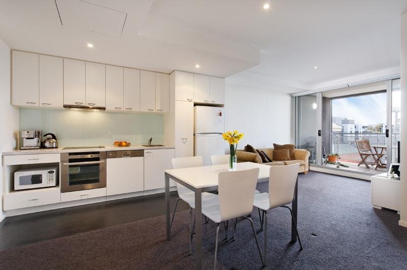 Gallery: B204/52 Dow Street