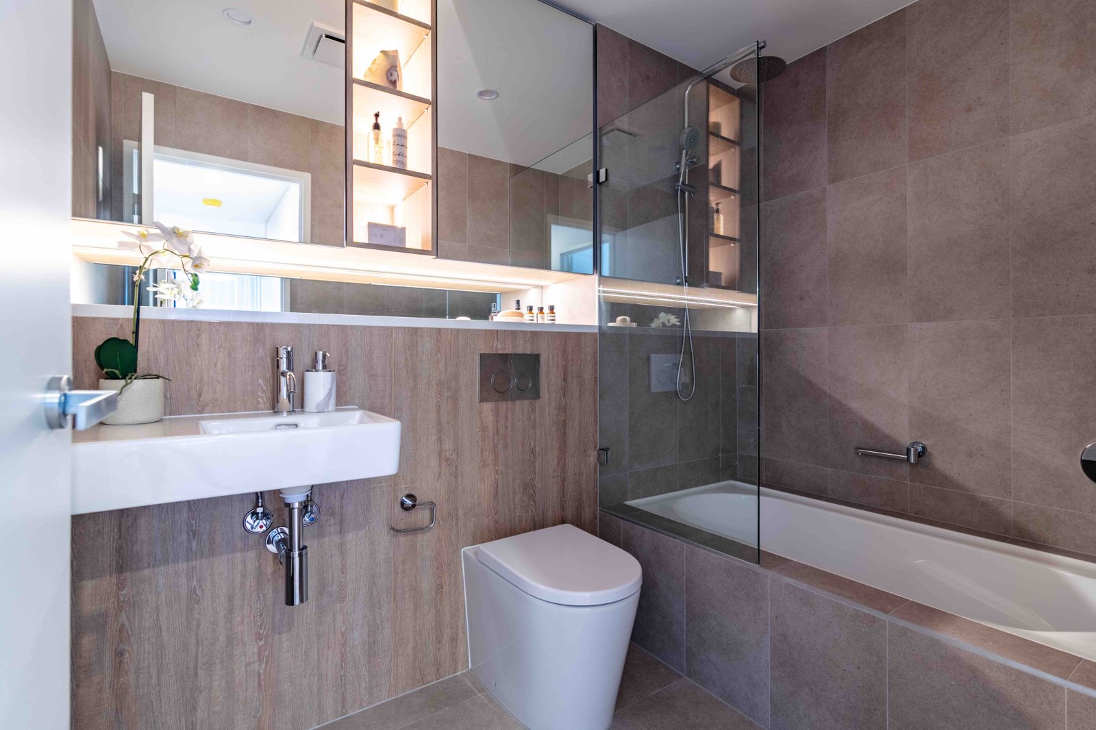 B206/1 Retreat Drive PENRITH 6