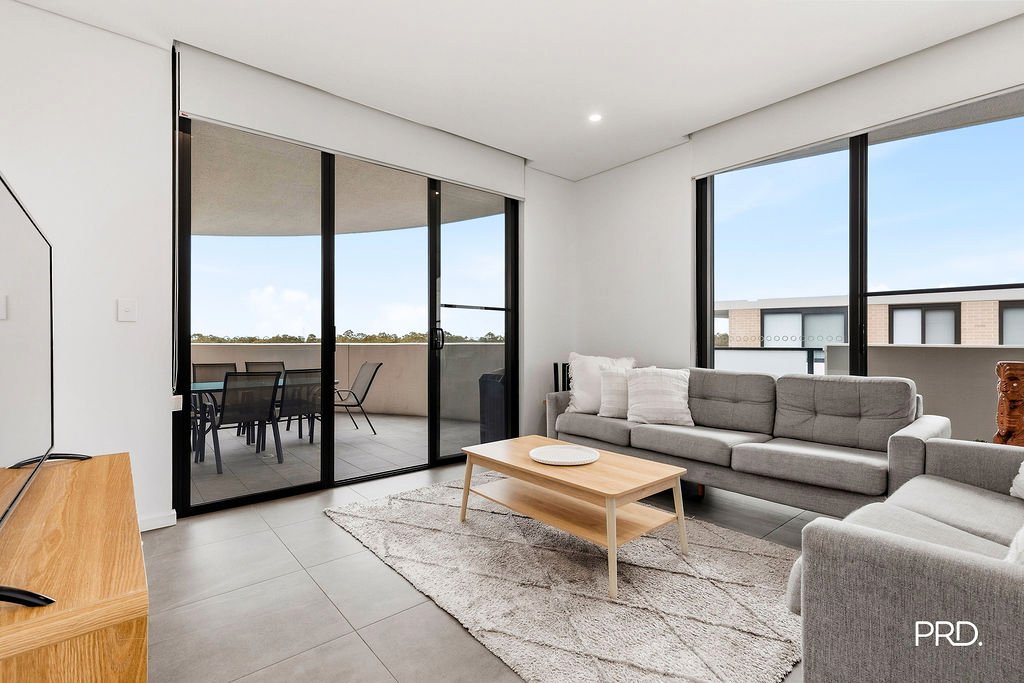 B308/90 Glenmore Ridge Drive GLENMORE PARK 2