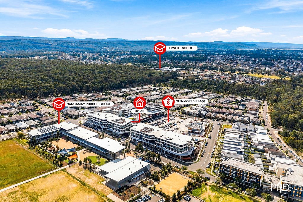 B308/90 Glenmore Ridge Drive GLENMORE PARK 12