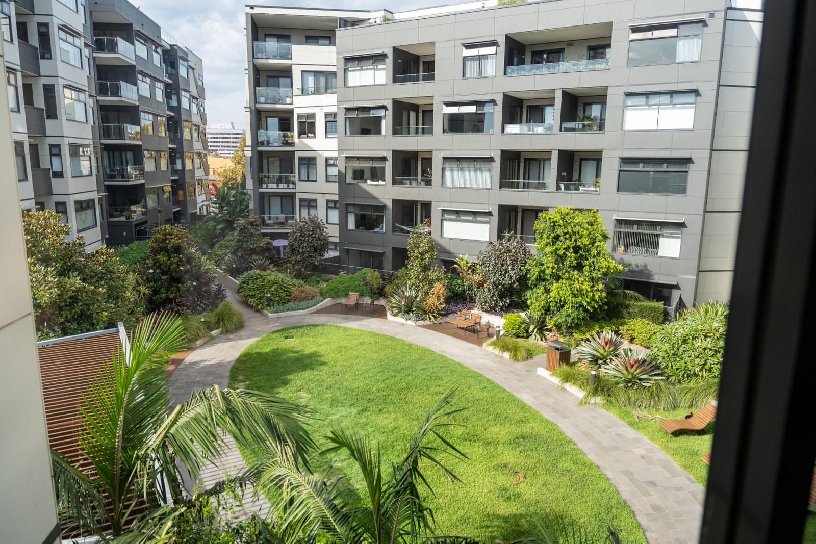 B411/83 Campbell Street WOLLONGONG 13