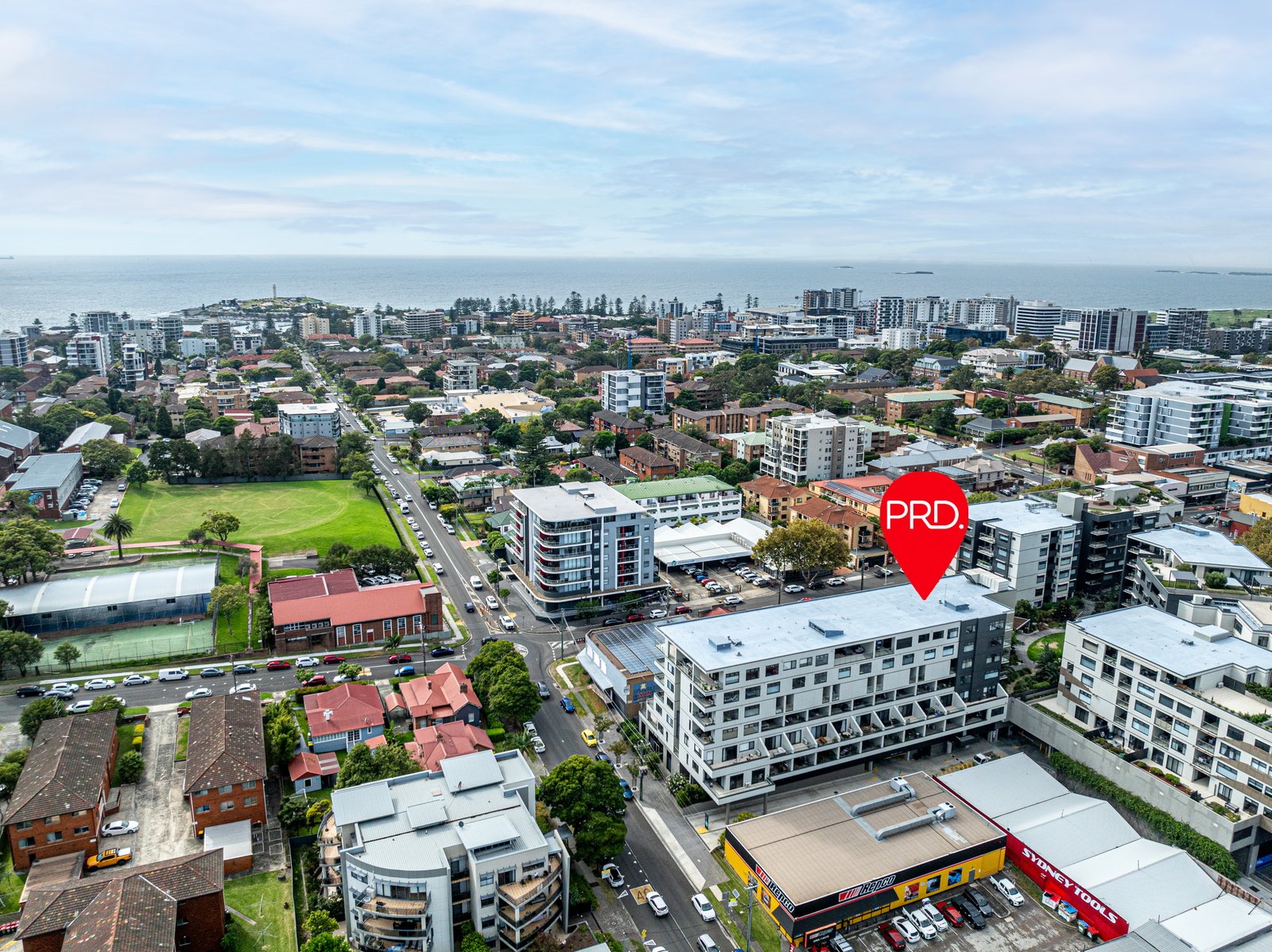 B411/83 Campbell Street WOLLONGONG 15