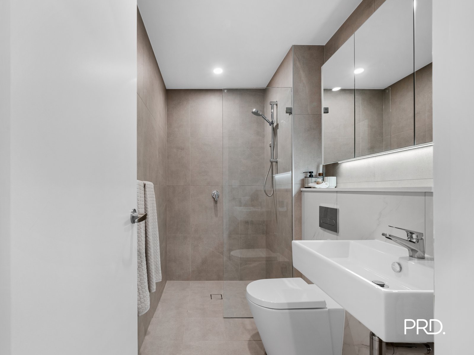 C210/90-98 Glenmore Ridge Drive Glenmore Park 21