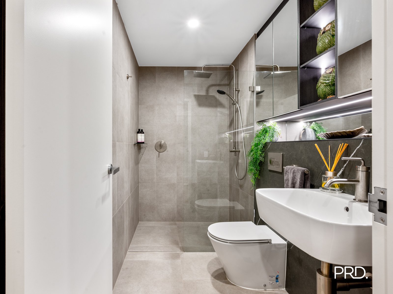 C302/4 Retreat Drive PENRITH 17