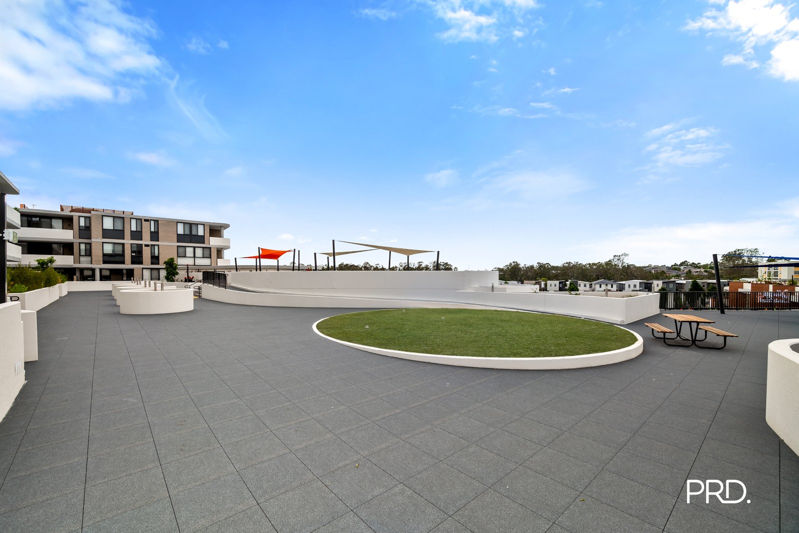 C303/90 Glenmore Ridge Drive GLENMORE PARK 9