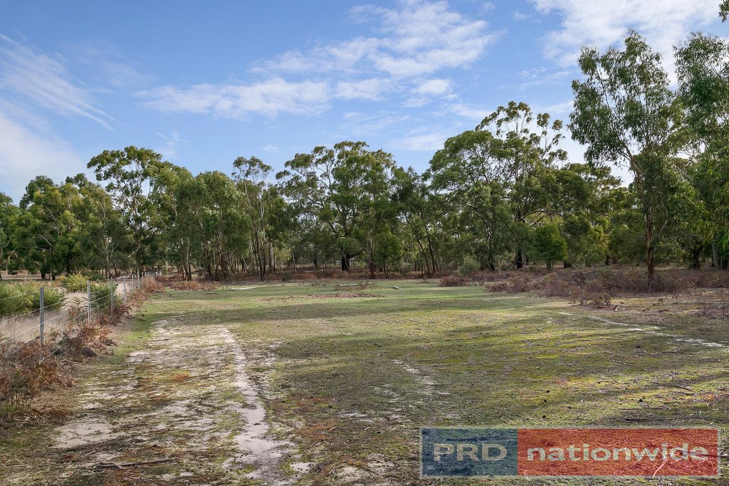 CA 15J Part of 276 Dereel-Rokewood Junction Road DEREEL 3