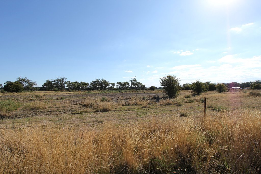 CA 24 Eaglesons Road LAL LAL 3