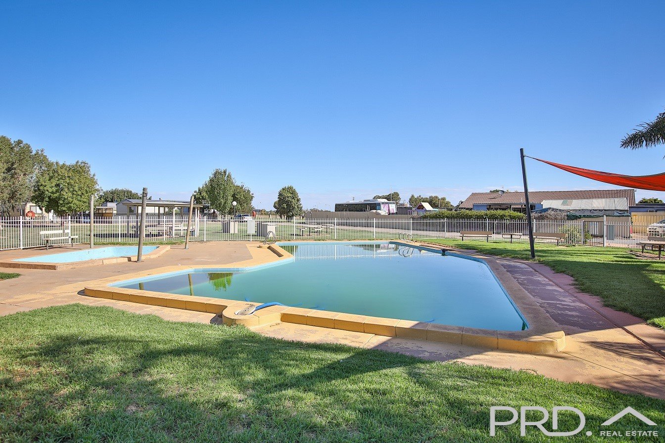 Cabin 13, 498 Sturt Highway (Sunraysia Holiday Park)  MILDURA 14