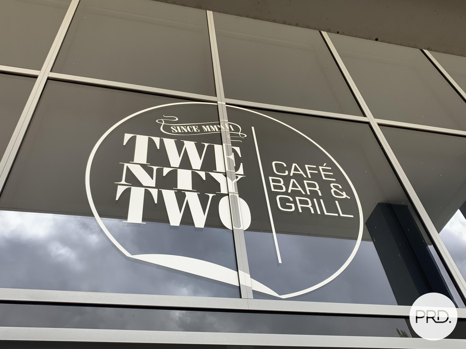 Cafe/22 Brookhollow Avenue NORWEST 8