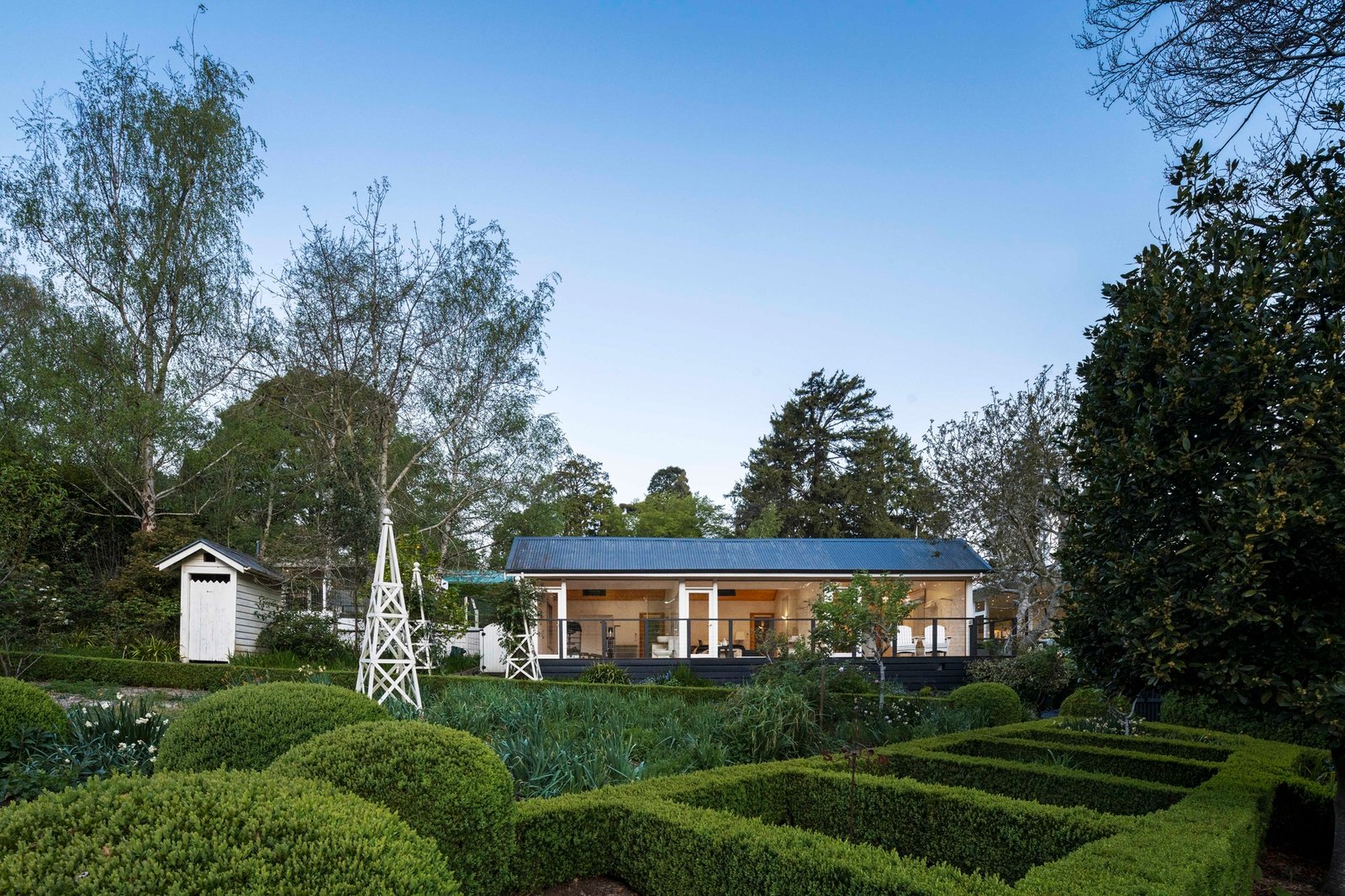 Cameron Lodge - 767 Mount Macedon Road, Mount Macedon, 3441