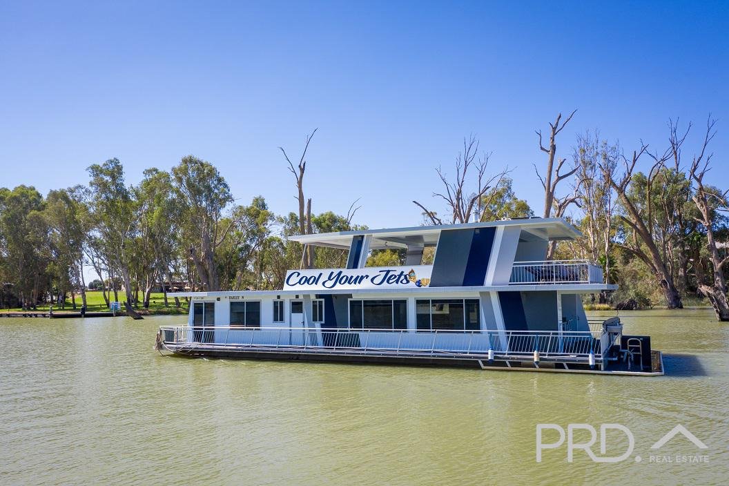 Cool Your Jets Houseboat, Bruces Bend Marina  NICHOLS POINT 2