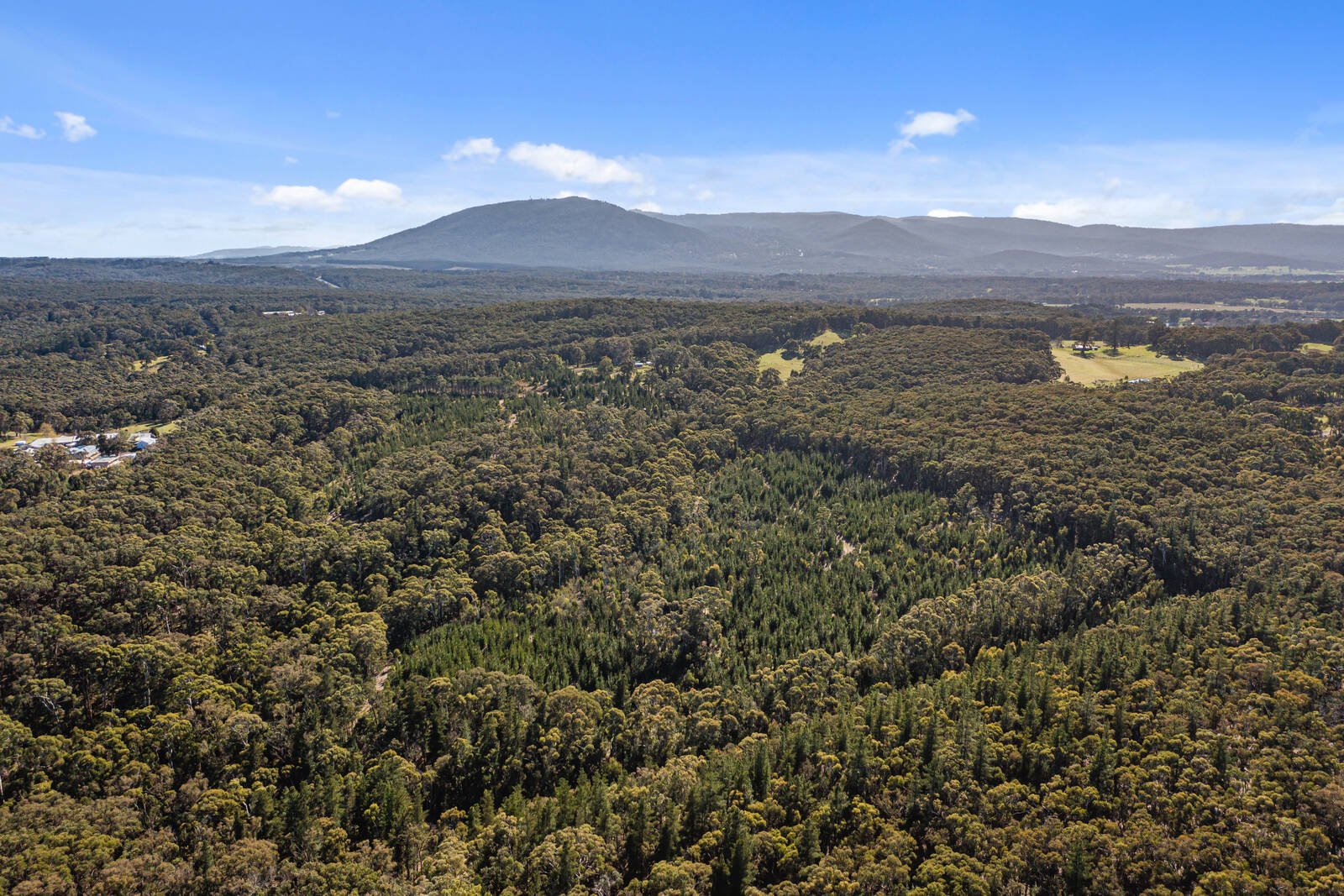 Real Estate and Property in Crown Allot 6 & 11/407 Lawson Road, Macedon, VIC