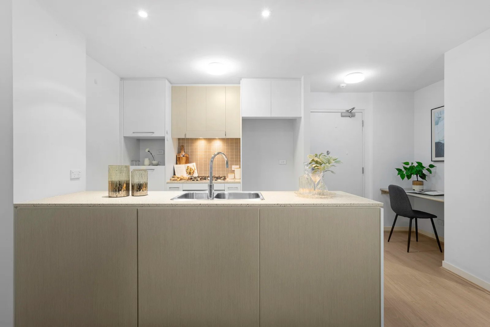 D102/2 Mackinder Street CAMPSIE 3