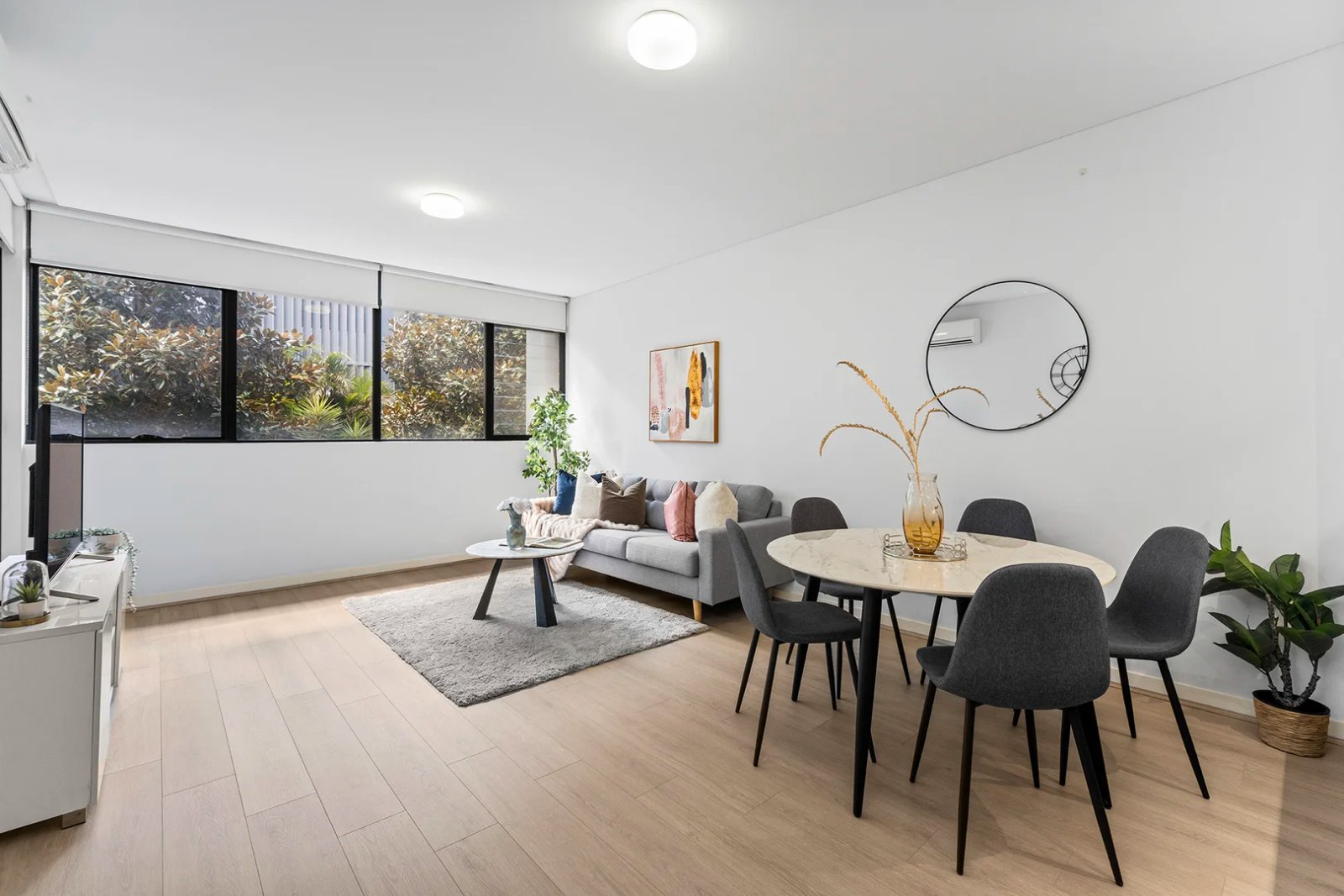 D102/2 Mackinder Street CAMPSIE 4