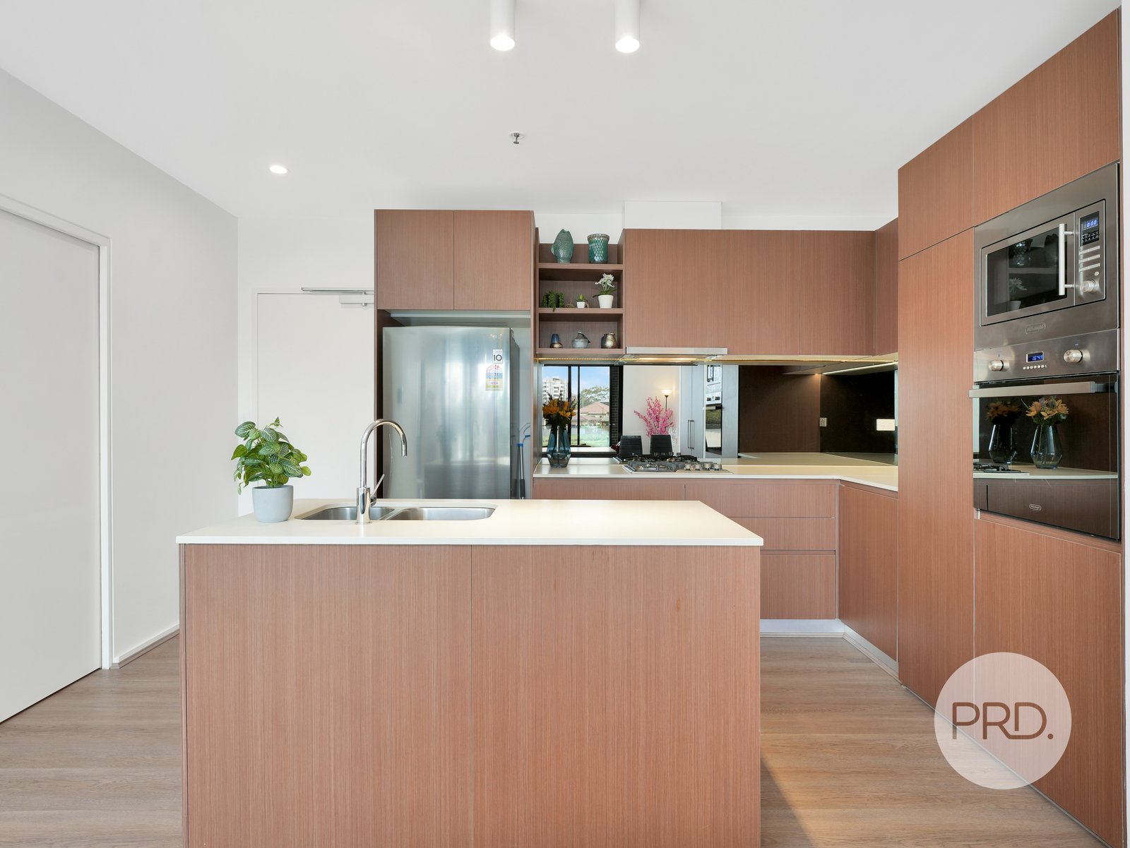 D303/28 Shepherd Street LIVERPOOL 3