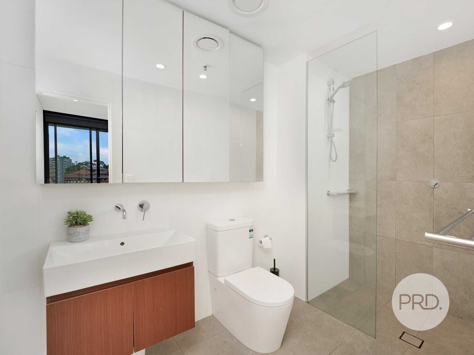 D303/28 Shepherd Street LIVERPOOL 9