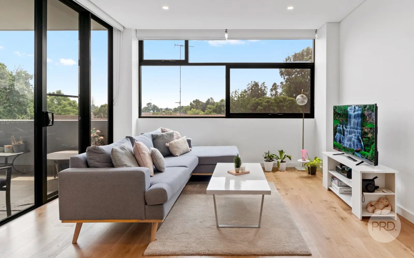 D327/10 Ransley Street PENRITH 4