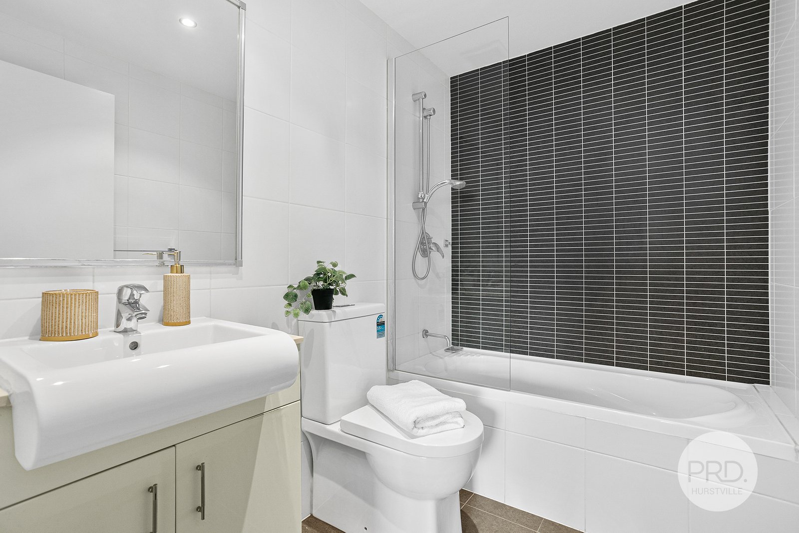 D805/106 Queens Road HURSTVILLE 6