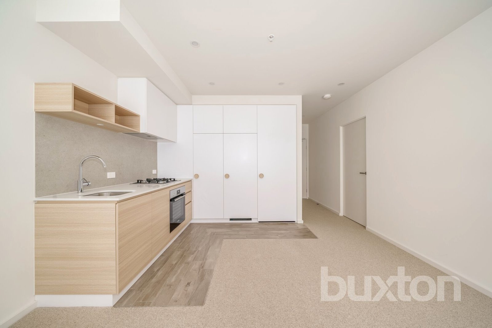 Gallery: DM15/1 Village Mews