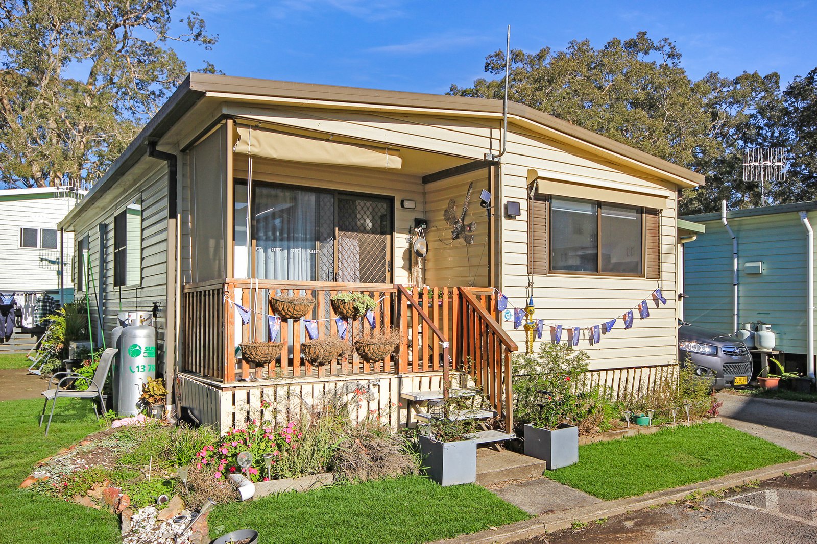 DUNBOGAN 1