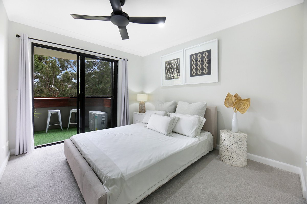 E11/1 Great Hall Drive Miami 10