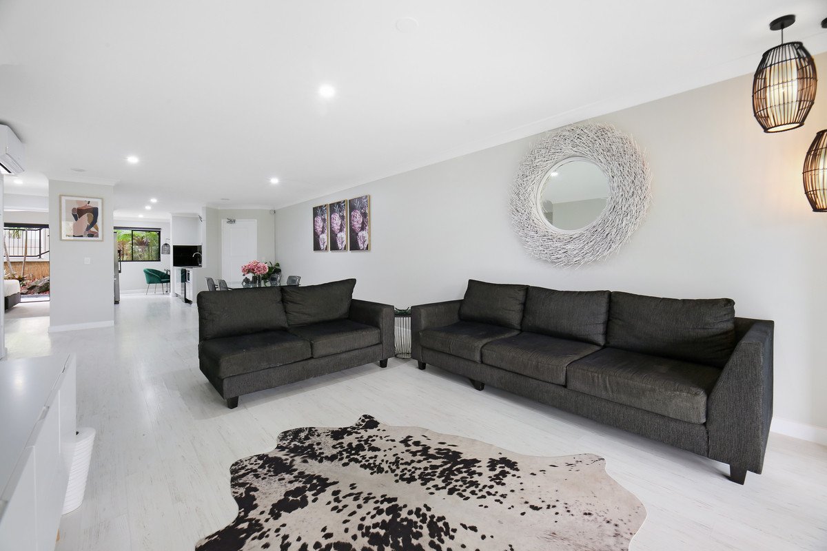 E11/1 Great Hall Drive Miami 6