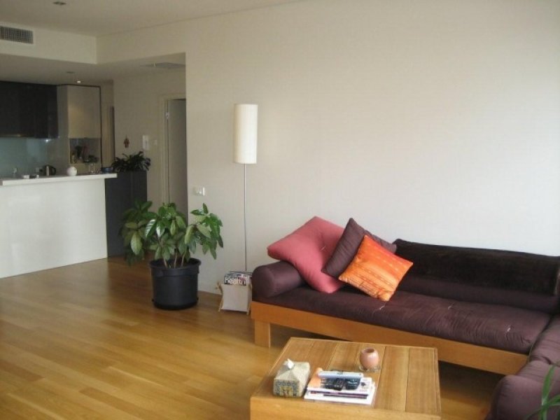Gallery: E604/126 Rouse Street