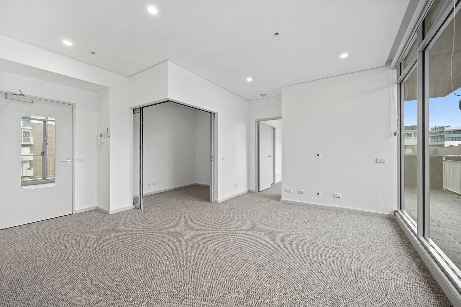 Gallery: E707/126 Rouse Street