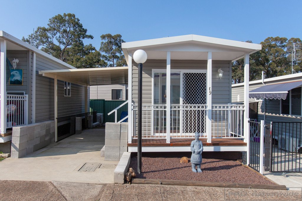 E9/56 Carrs Road NEATH 11