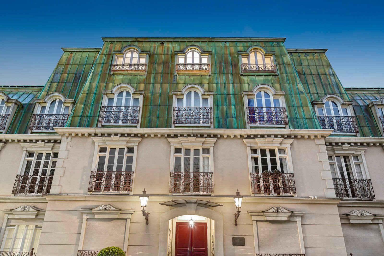 Real Estate and Property in East Penthouse/151 Canterbury Road, Toorak, VIC