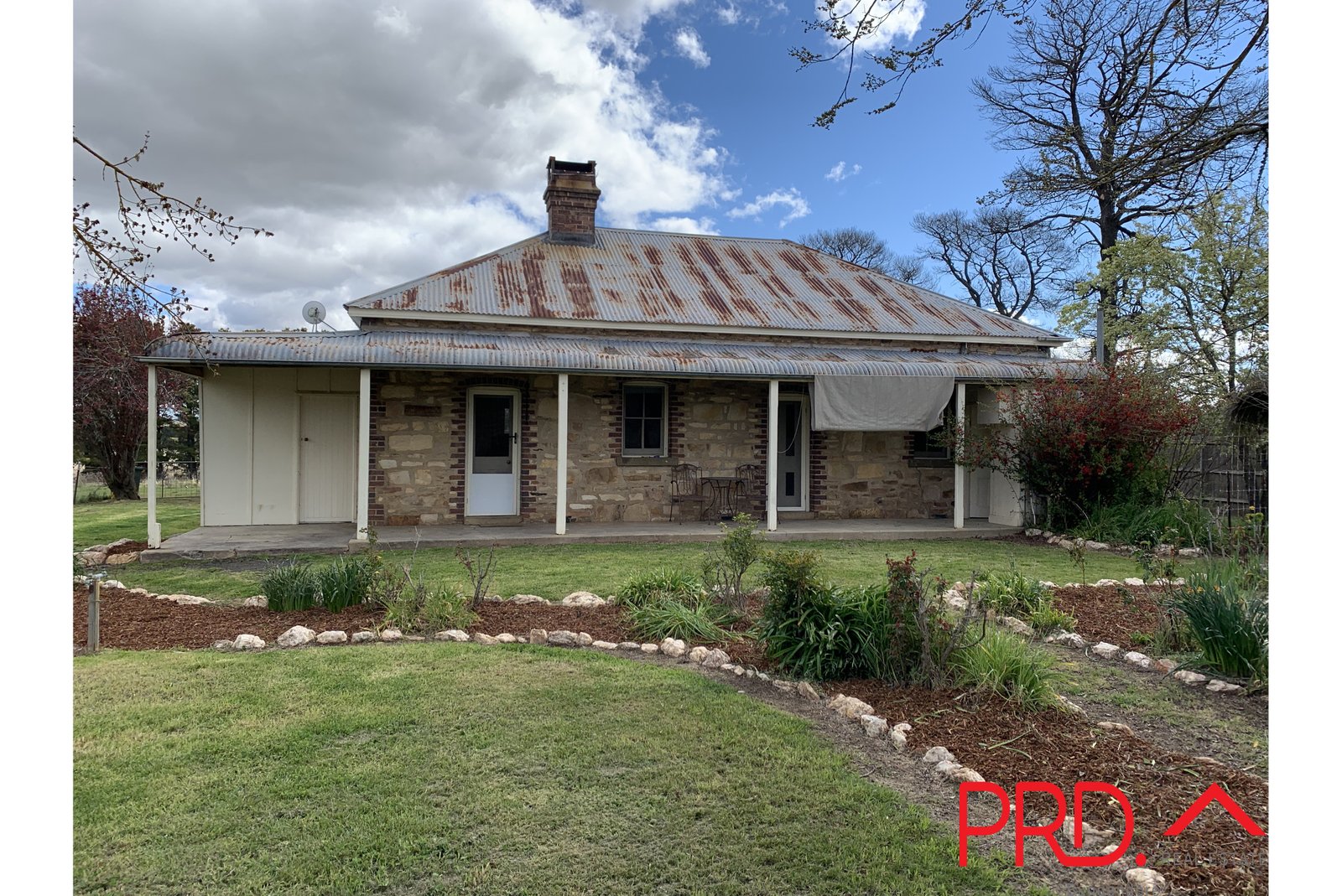 Eiredale/866 Tarago Road BUNGENDORE 1