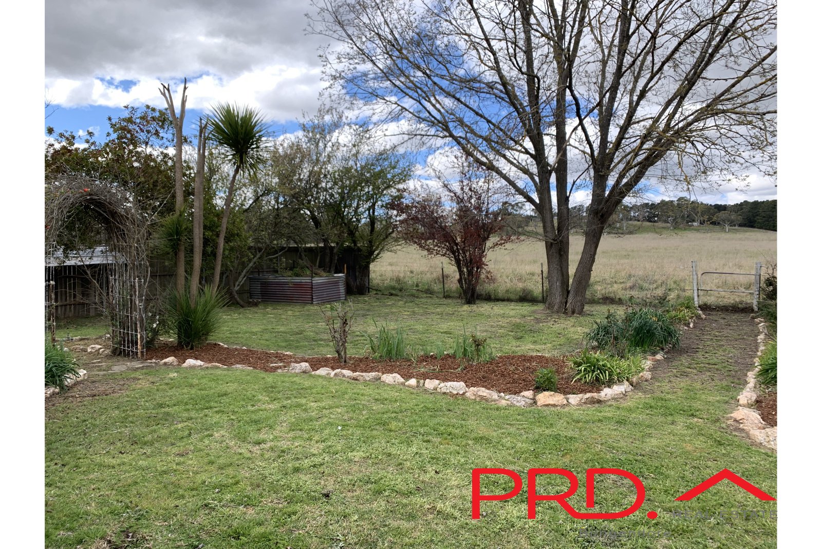 Eiredale/866 Tarago Road BUNGENDORE 11