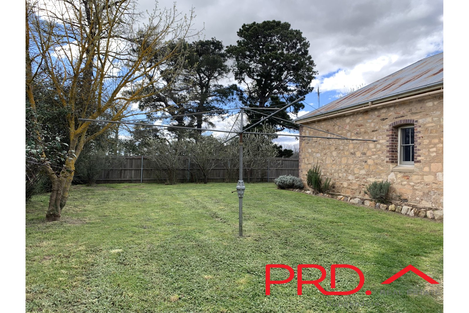 Eiredale/866 Tarago Road BUNGENDORE 13