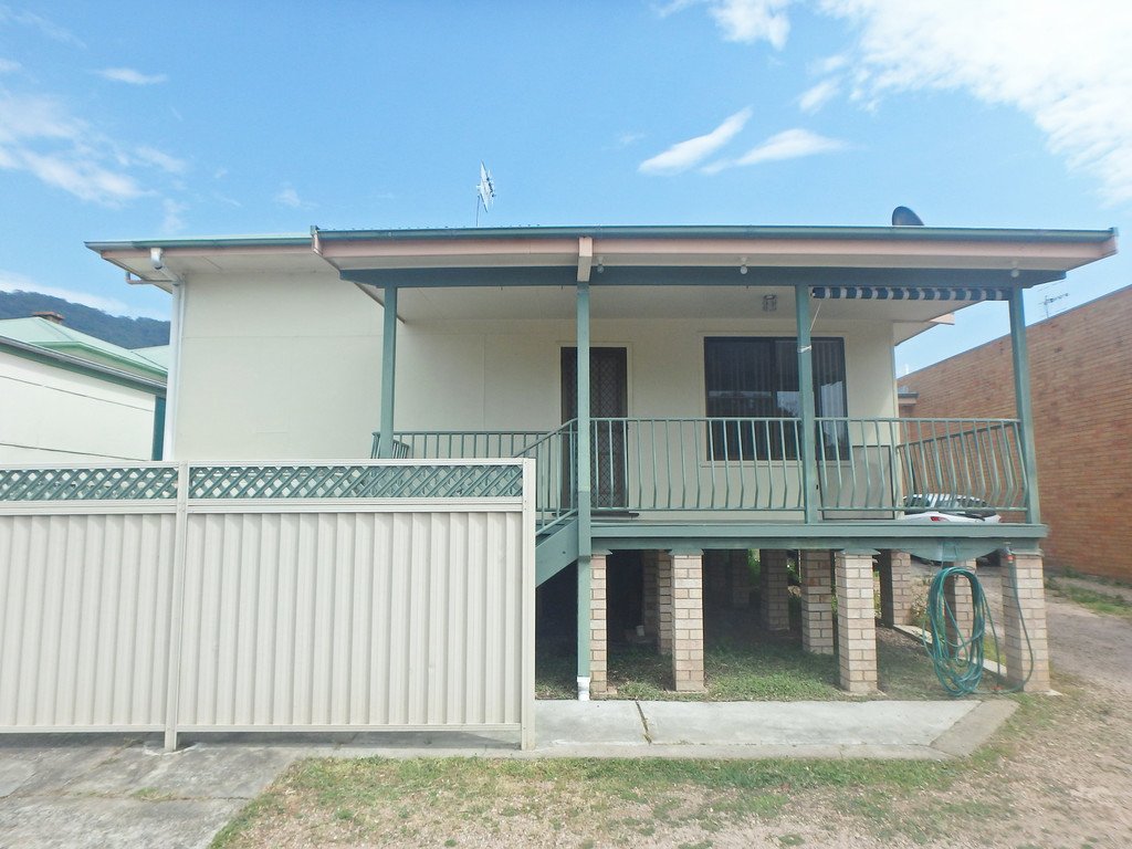Flat 1, 81 Bold Street LAURIETON 1