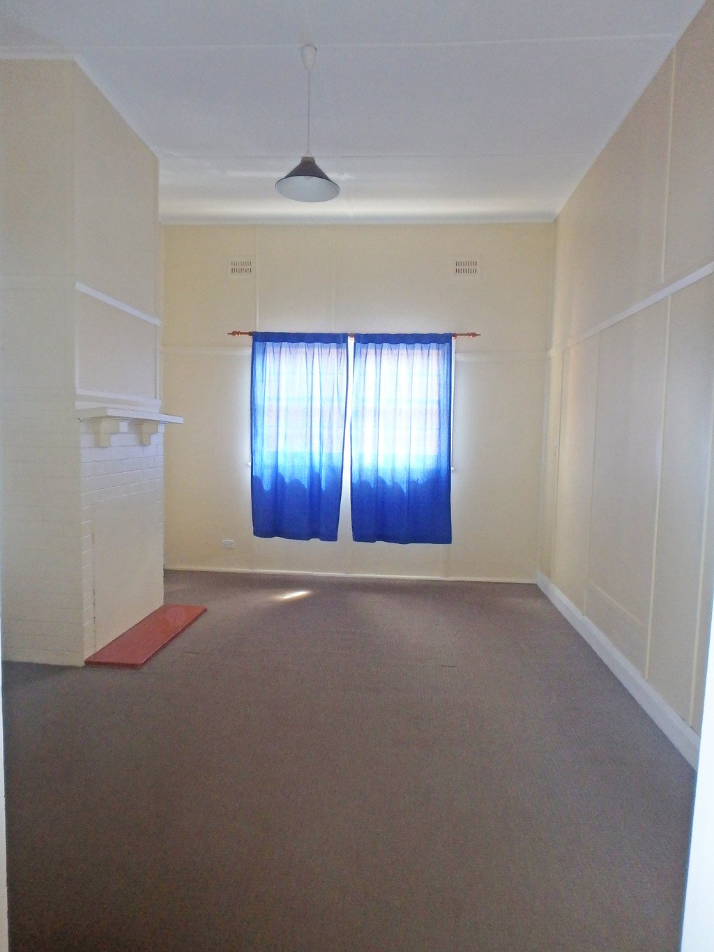Flat 1, 81 Bold Street LAURIETON 6